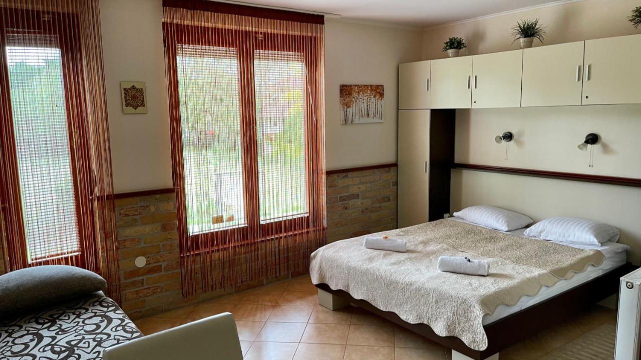 Gyula Var Panorama Apartman Exteriér fotografie